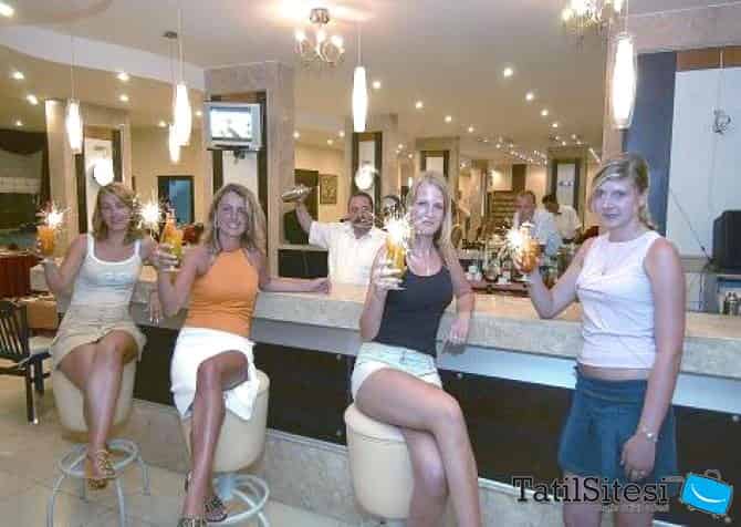 Xperia Kandelor Hotel